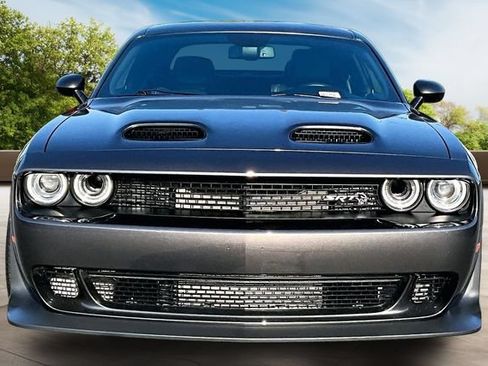 Used 2023 Dodge Challenger SRT Hellcat RWD image 2