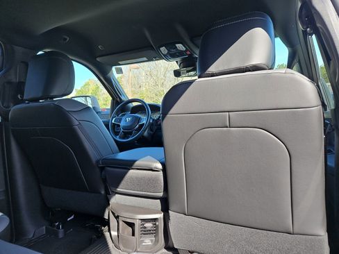 New 2026 RAM 2500 Tradesman image 18