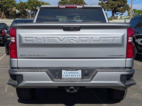 New 2026 Chevrolet Silverado 1500 Custom RWD image 9