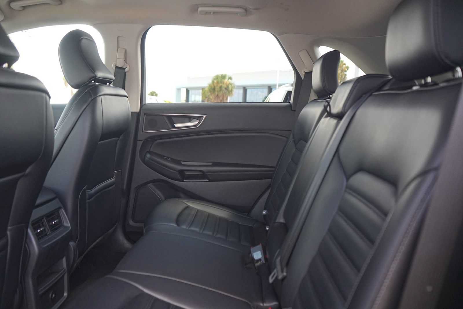 Used 2024 Ford Edge SEL AWD/4WD image 14