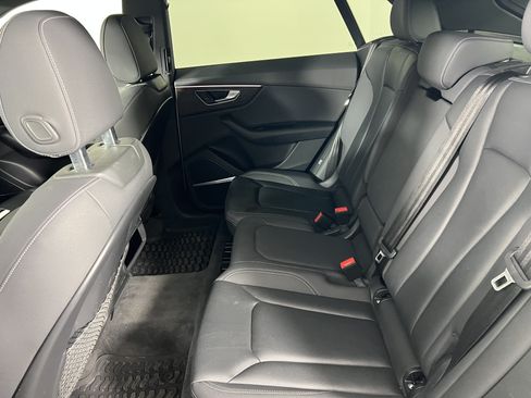 Used 2019 Audi Q8 Premium Plus w/ Premium Plus AWD/4WD image 20