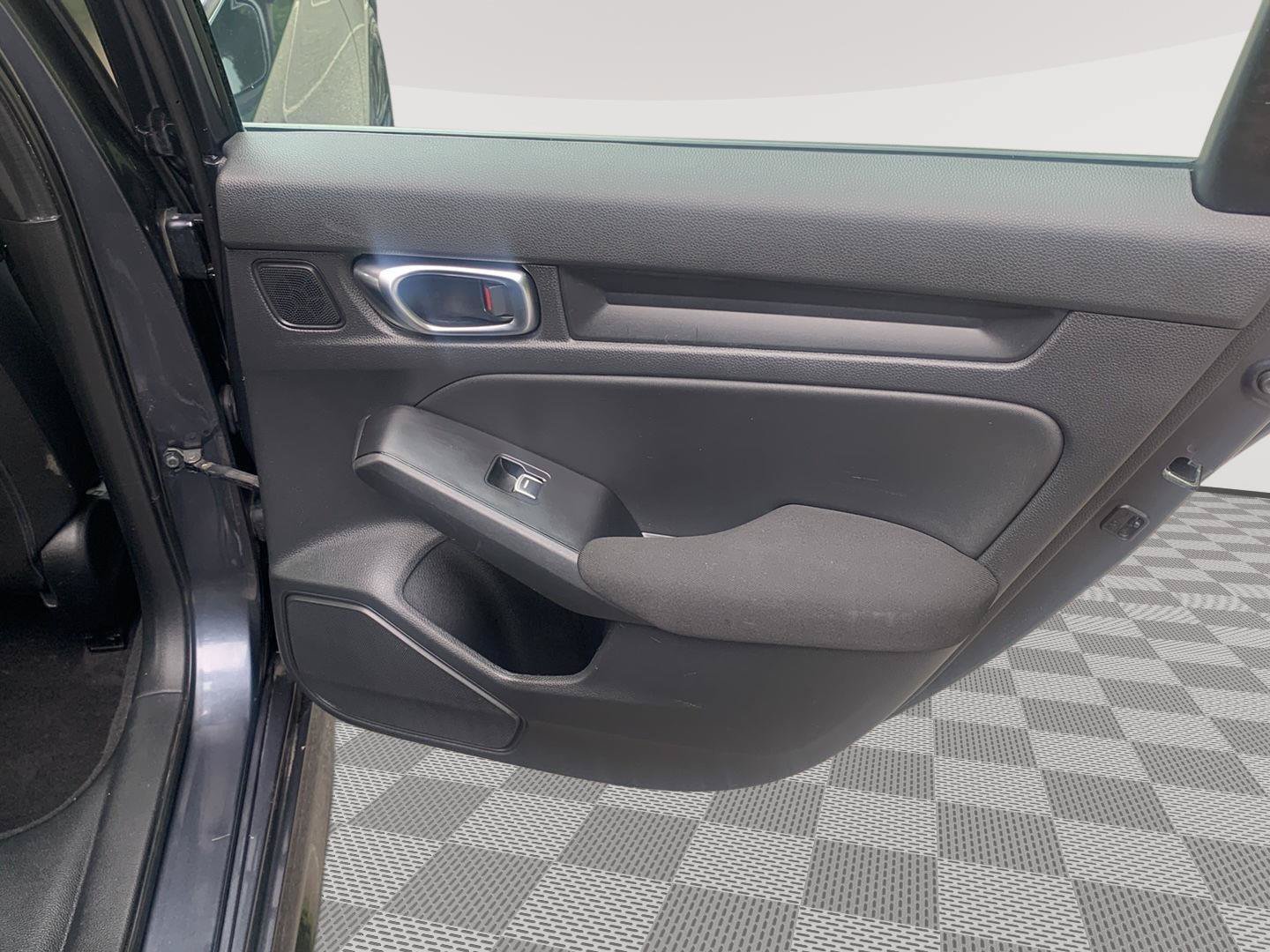 Used 2022 Honda Civic Sport image 13