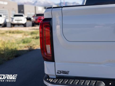 Used 2021 GMC Sierra 1500 AT4 w/ AT4 Premium Package image 15