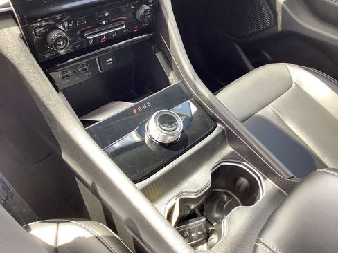 Used 2024 Jeep Grand Cherokee Limited RWD image 18