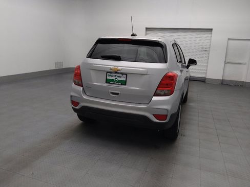 Used 2019 Chevrolet Trax LS FWD image 7