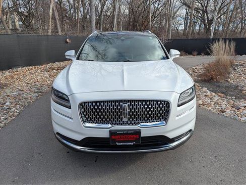 Certified 2022 Lincoln Nautilus Reserve image 8