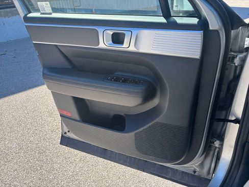 Used 2025 Hyundai Santa Fe SEL image 18