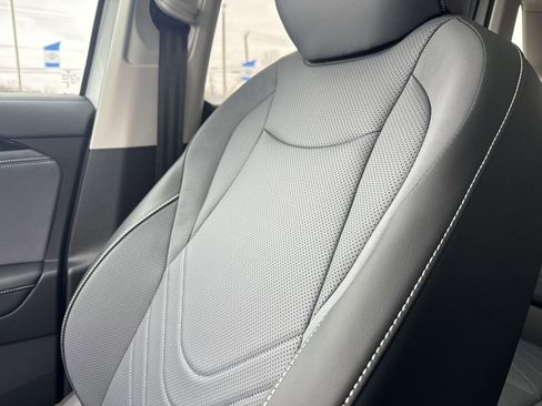 New 2026 Volkswagen Tiguan SE AWD/4WD image 39