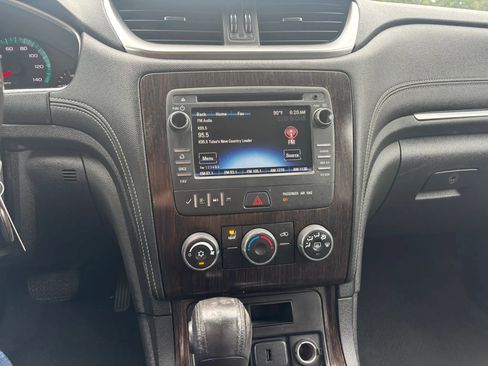 Used 2016 Chevrolet Traverse LT FWD image 28