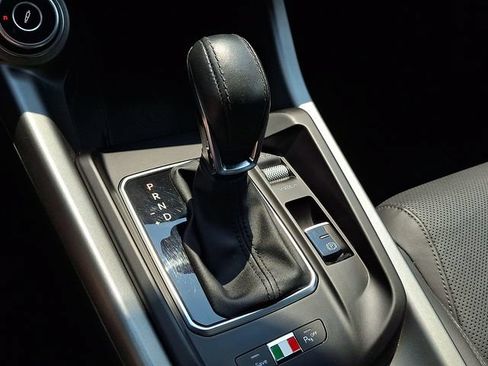 Used 2024 Alfa Romeo Tonale Veloce AWD/4WD image 15