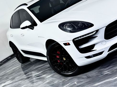 Used 2018 Porsche Macan GTS AWD/4WD image 4