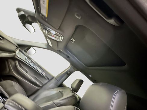 Used 2023 Jeep Grand Cherokee L Laredo image 26