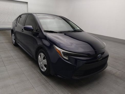 Used 2023 Toyota Corolla LE FWD image 13