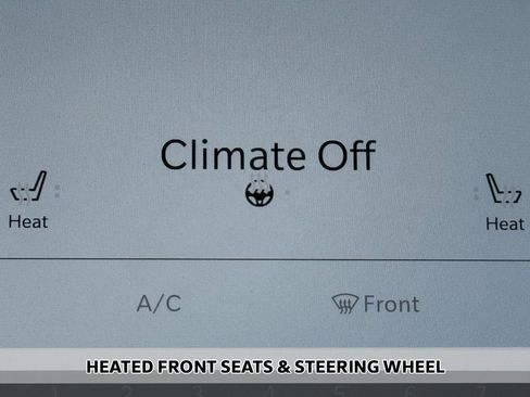 Used 2024 Chrysler Pacifica Touring-L image 7