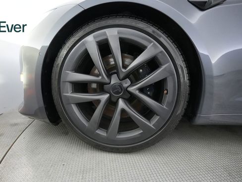 Used 2023 Tesla Model S image 19