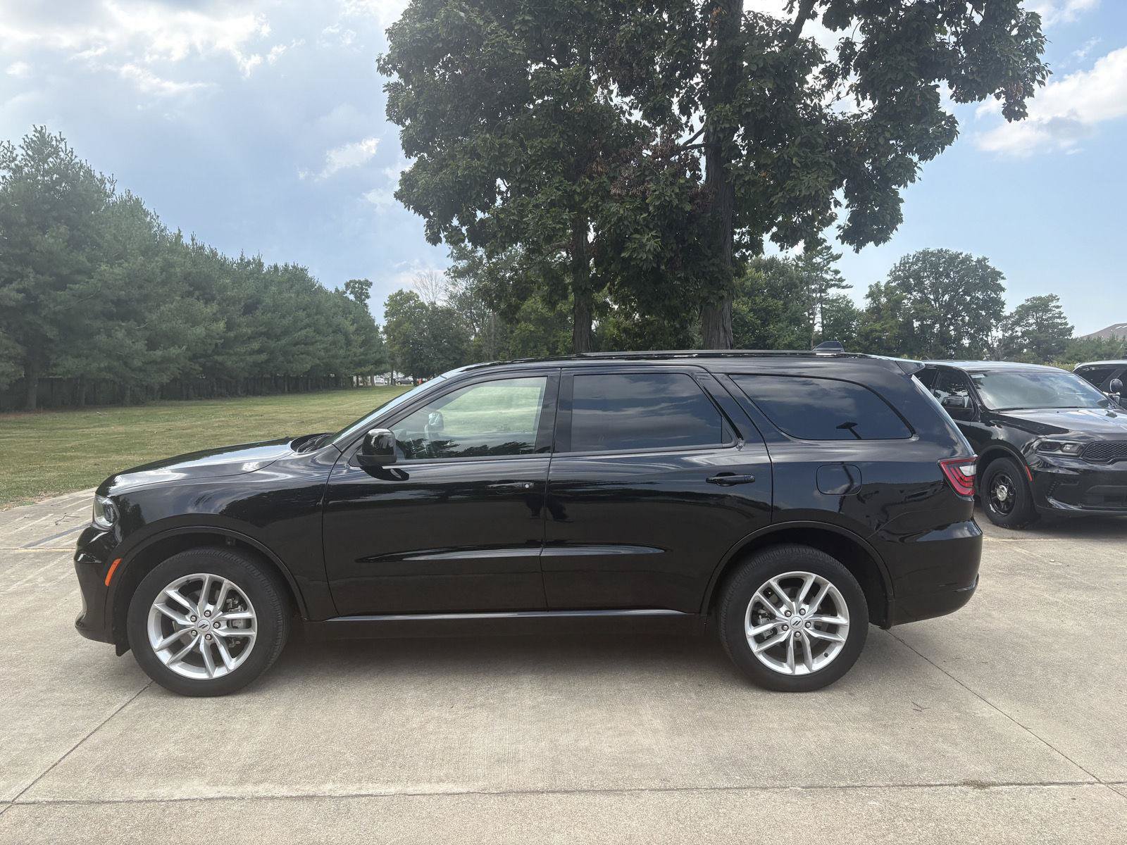 Used 2025 Dodge Durango GT w/ Trailer Tow Group IV AWD/4WD image 16