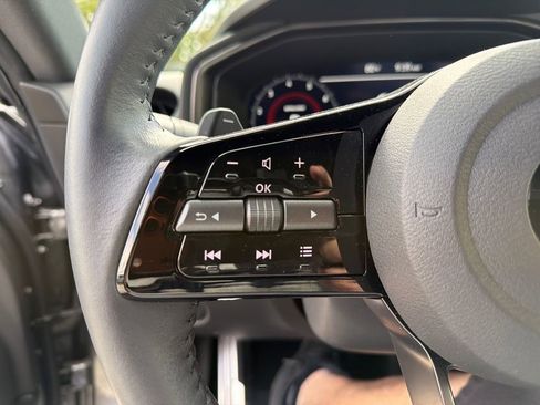 Used 2024 Nissan Z Sport w/ Floor Mat Package image 16