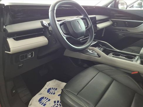 New 2024 Lincoln Nautilus Premier w/ Equipment Group 102A image 17