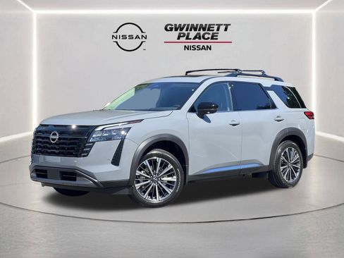 New 2026 Nissan Pathfinder Platinum FWD image 1