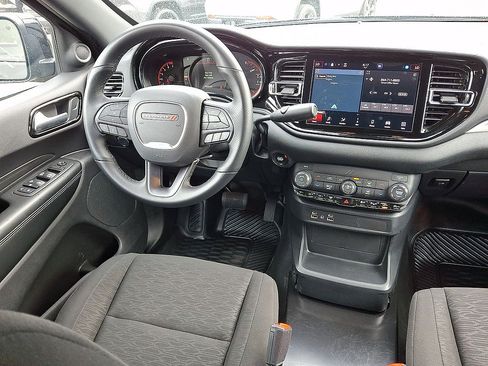 Used 2025 Dodge Durango AWD w/ Technology Group image 15