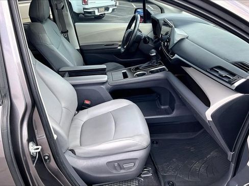 Used 2021 Toyota Sienna XLE FWD image 30