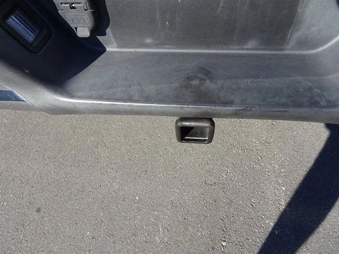 Used 2017 Ford F150 XLT w/ Trailer Tow Package image 11