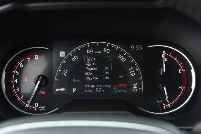 Used 2025 Toyota RAV4 XLE w/ Weather Package AWD/4WD image 11