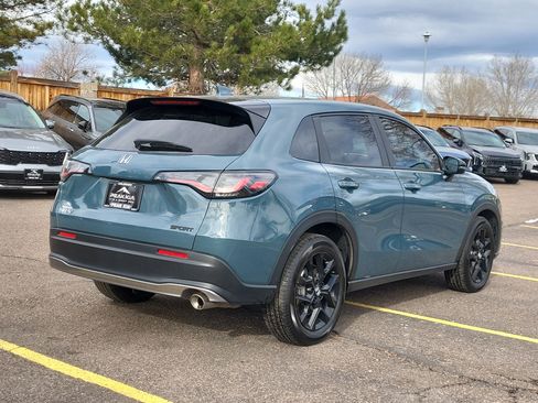 Used 2024 Honda HR-V Sport image 3