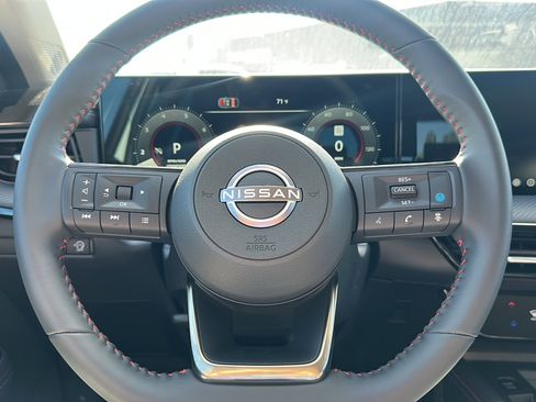 New 2026 Nissan Kicks SR image 17