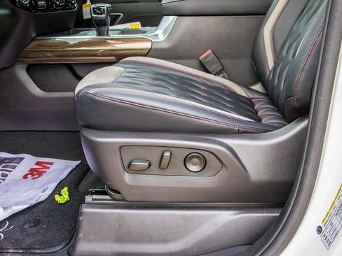 New 2025 Chevrolet Silverado 1500 RST AWD/4WD image 46