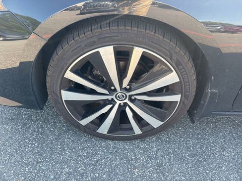 Used 2020 Nissan Altima 2.5 SR FWD image 10