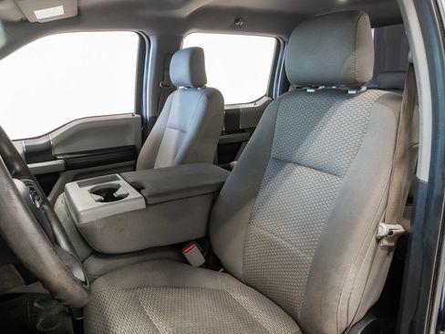 Used 2015 Ford F150 XLT AWD/4WD image 9