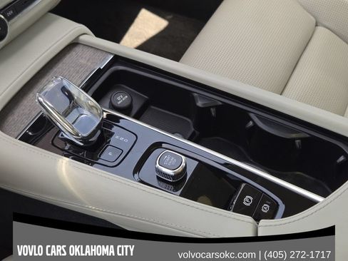 Certified 2023 Volvo S90 B6 Ultimate AWD/4WD image 17