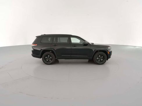 New 2025 Jeep Grand Cherokee L Laredo image 14