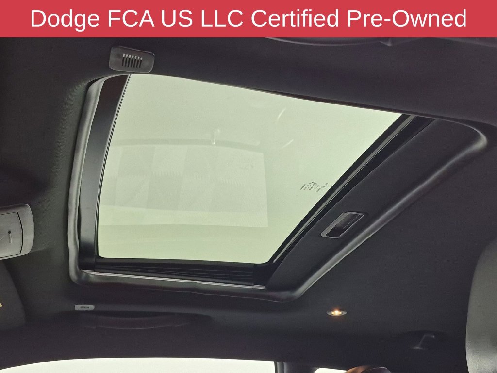 Used 2022 Dodge Challenger R/T Scat Pack w/ Dynamics Package RWD image 32
