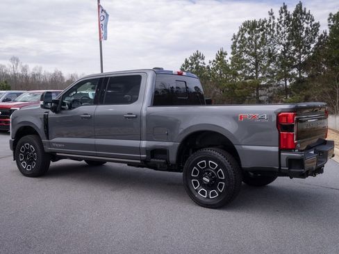 New 2026 Ford F250 Platinum w/ FX4 Off-Road Package image 15