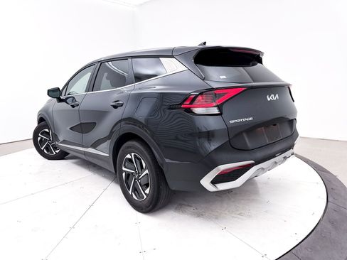 Used 2023 Kia Sportage LX image 2