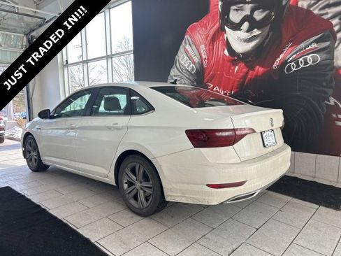 Used 2021 Volkswagen Jetta R-Line image 3