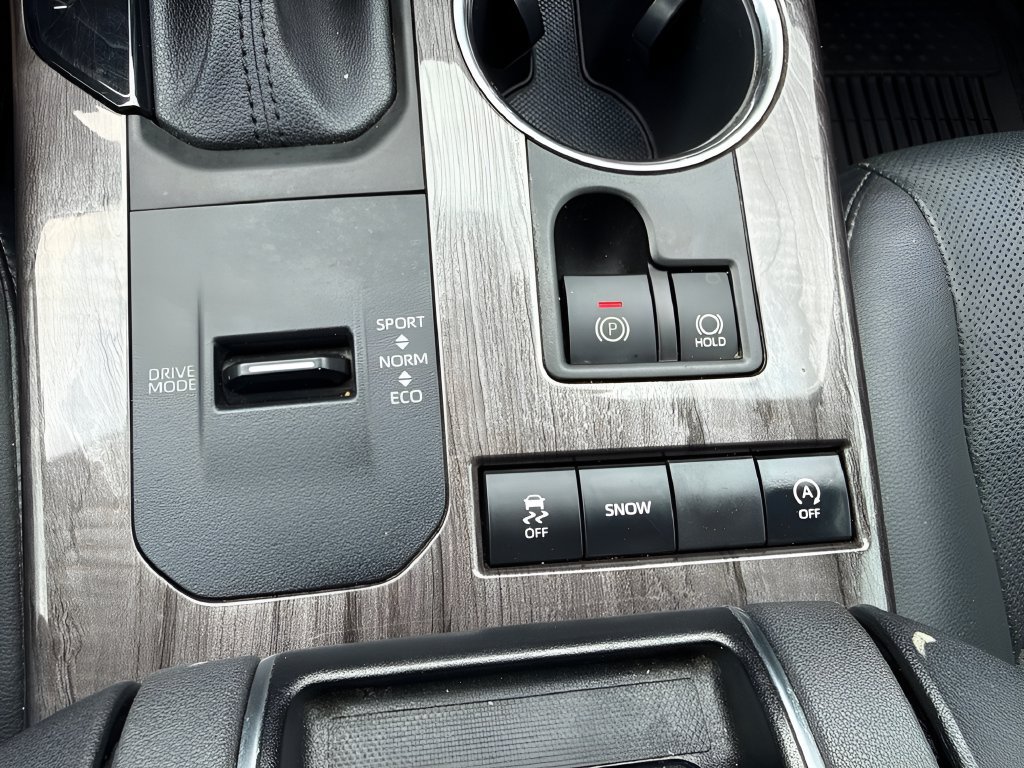 Used 2021 Toyota Highlander Platinum FWD image 15