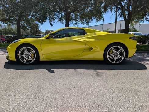 Used 2022 Chevrolet Corvette Stingray Preferred Conv w/ Z51 Performance Package RWD image 5