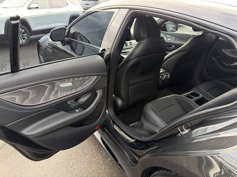 Used 2019 Mercedes-Benz AMG GT 63 image 33