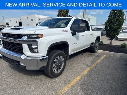 Used 2022 Chevrolet Silverado 2500 LT w/ Convenience Package AWD/4WD image 1