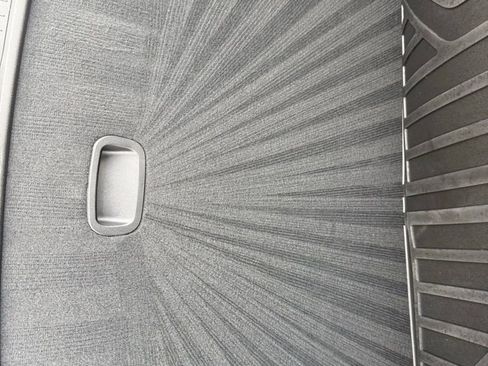 Used 2025 Jeep Grand Cherokee Limited image 47