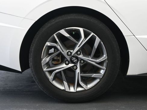 Used 2023 Hyundai Sonata SEL w/ Cargo Package image 9