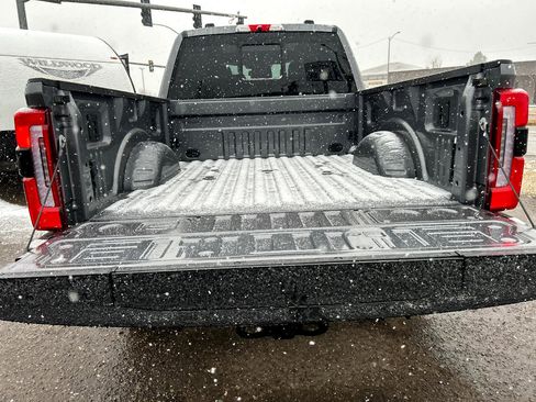 Used 2024 Ford F350 Platinum image 4