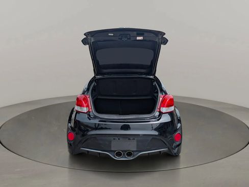 Used 2016 Hyundai Veloster Turbo FWD image 4