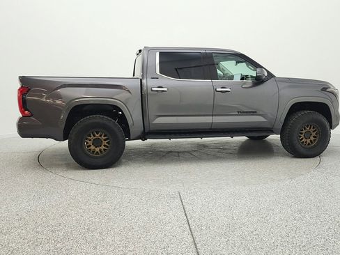 Used 2022 Toyota Tundra Limited image 4
