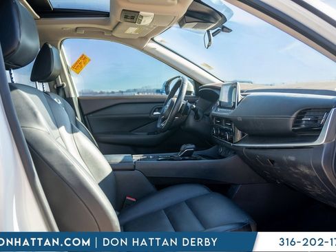 Used 2023 Nissan Rogue SV w/ SV Premium Package image 24