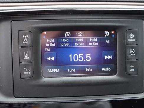 Certified 2017 Chrysler Pacifica LX image 24