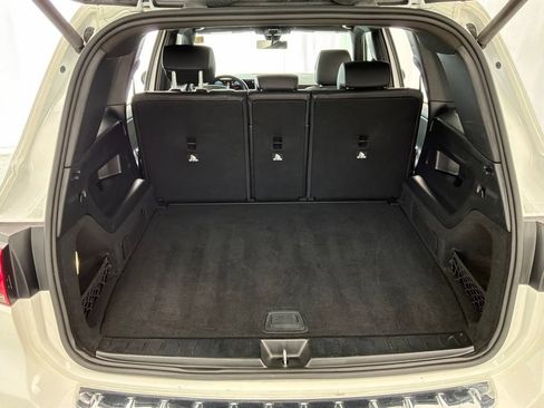 Used 2023 Mercedes-Benz GLB 250 image 27